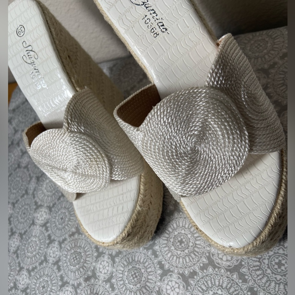Shuzumiao~Neutral~High Platform~Espadrille~Wedge~
Sandal~Circle Detail~Size 8.5 - Picture 3 of 14
